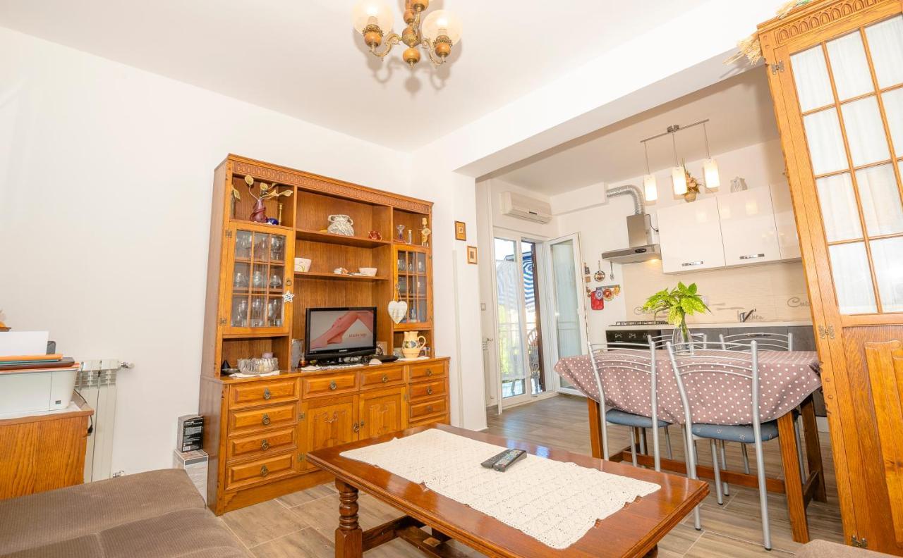 Guest House Ab Adria Home ロヴィニ エクステリア 写真